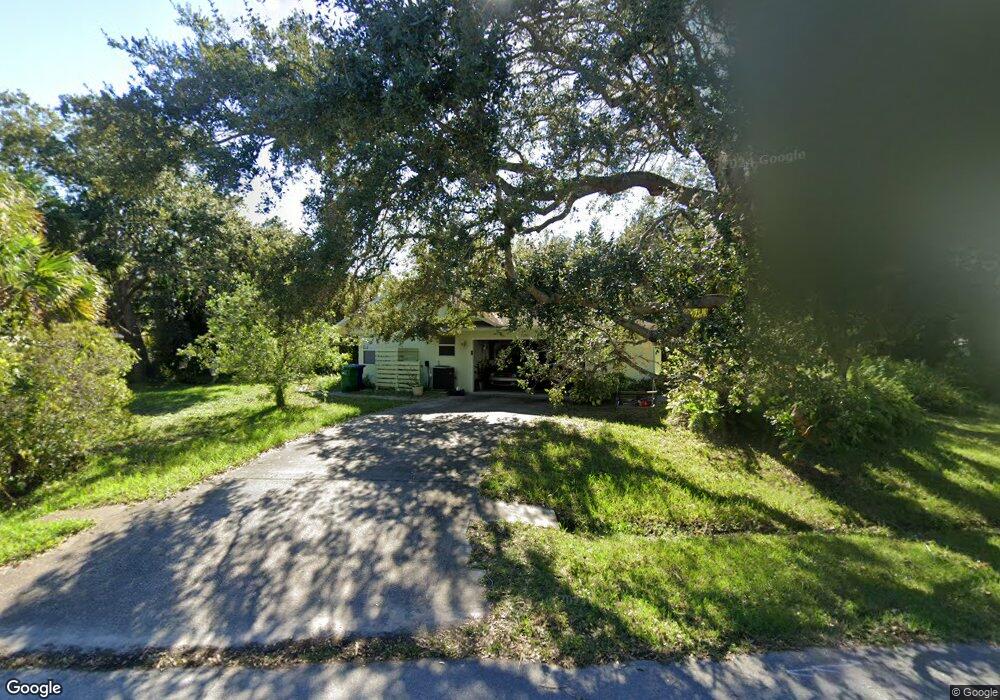1301 Thornhill Ln, Sebastian, FL 32958 - photo 1