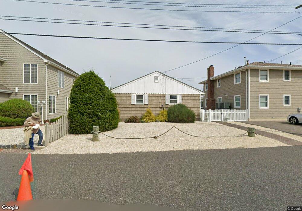 206 Hayes Ct, Lavallette, NJ 08735 - photo 1