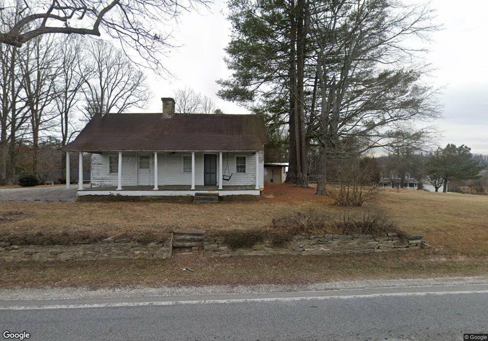 2886 Chimney Rock Rd, Hendersonville, NC 28792 - photo 1