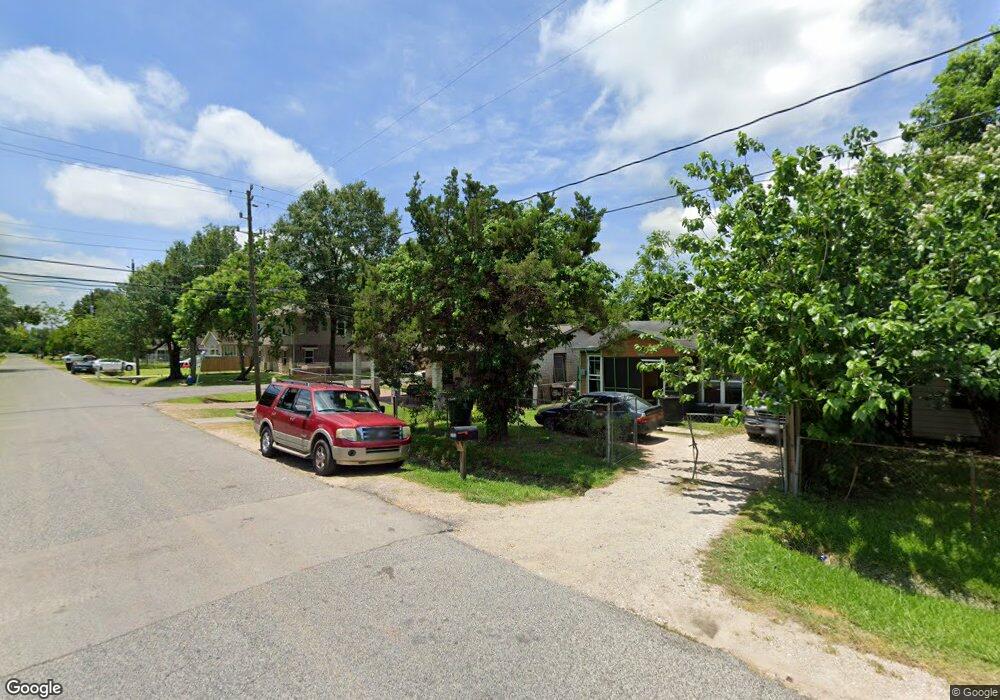 6701 Hoffman St, Houston, TX 77028 - photo 1