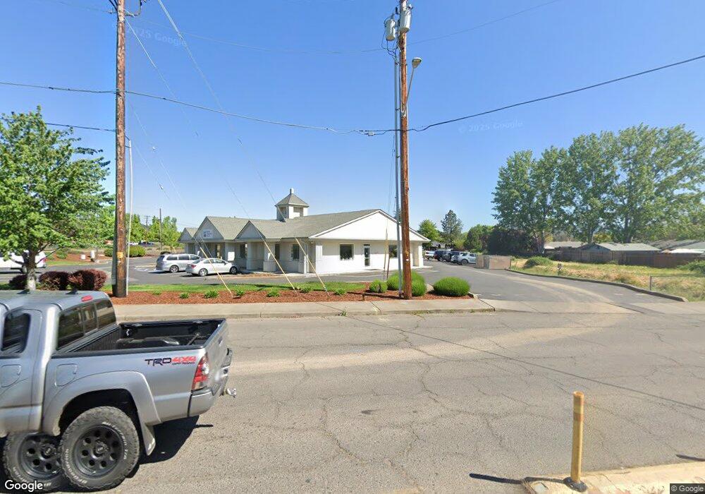 11160 Highway 62, Eagle Point, OR 97524 - photo 1