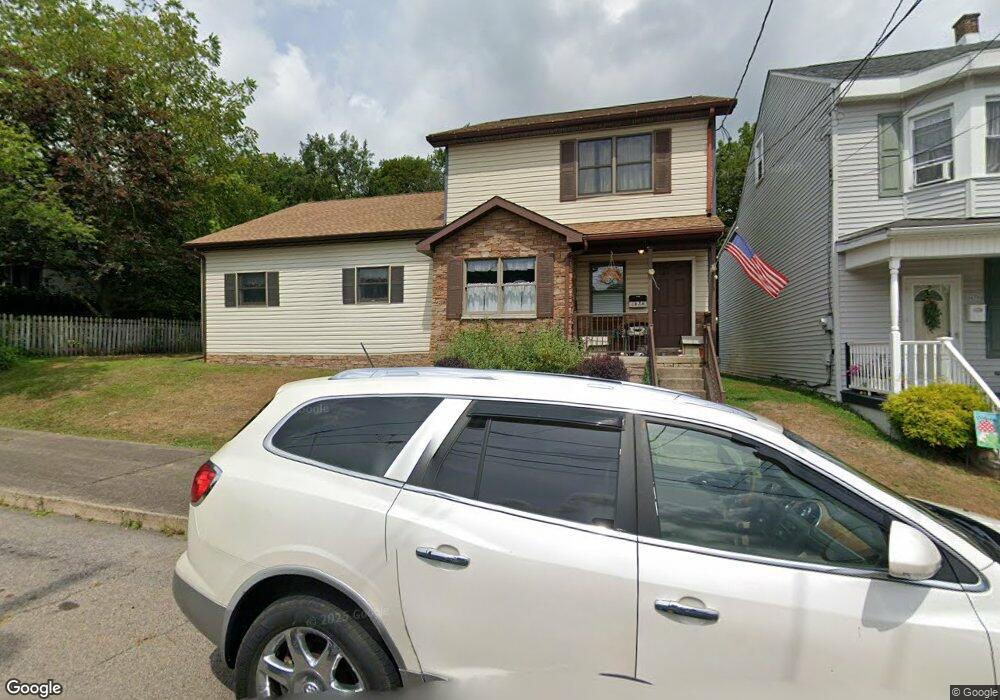 1219 Race St, Ashland, PA 17921 - photo 1