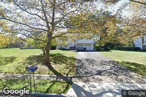 3 Hearthstone Dr, Manalapan, NJ 07726
