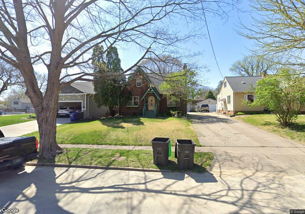2212 39th St, Des Moines, IA 50310 - photo 1