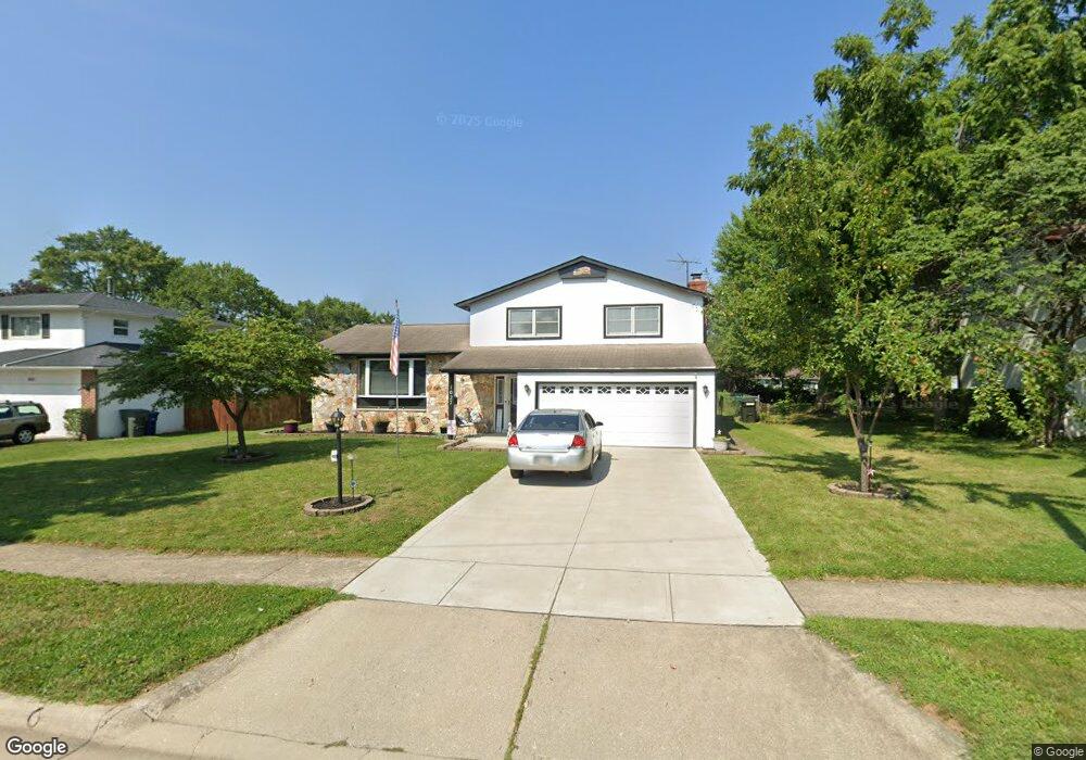 1027 Torrey Hill Dr, Columbus, OH 43228 - photo 1