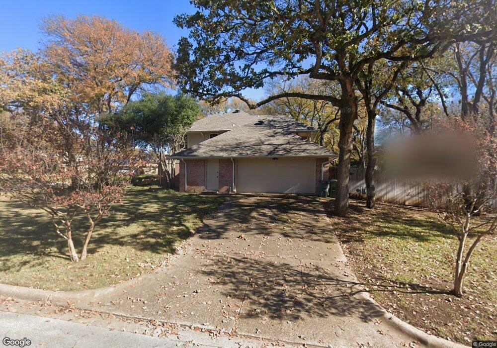 520 Greenwood Cir, Hurst, TX 76053 - photo 1