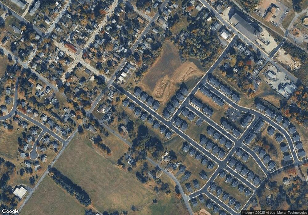 417 S Cedar St, Spring City, PA 19475 - photo 1