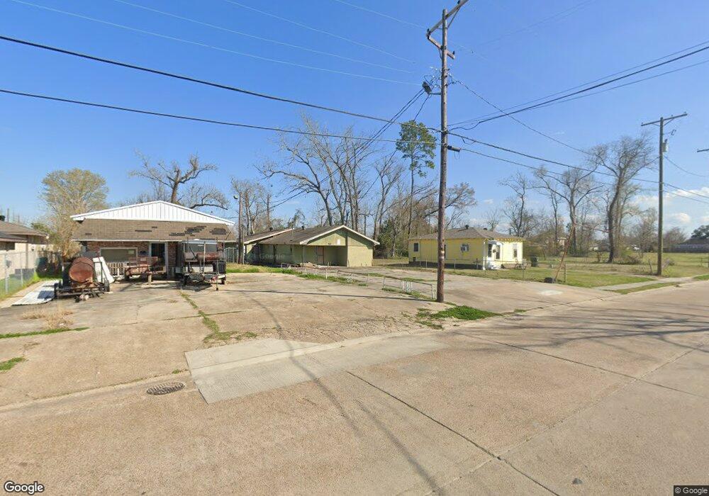 1220 Simmons St, Lake Charles, LA 70601 - photo 1