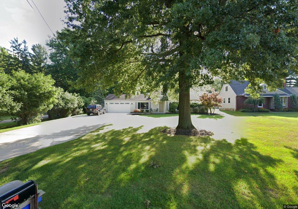 2163 Country Club Dr, Wickliffe, OH 44092 - photo 1