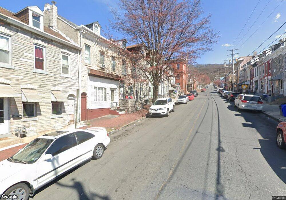 1137 Buttonwood St, Reading, PA 19604 - photo 1