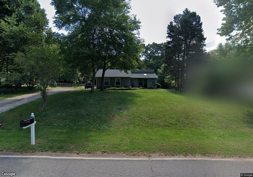 160 Kingswood Rd, Statesville, NC 28625 - photo 1