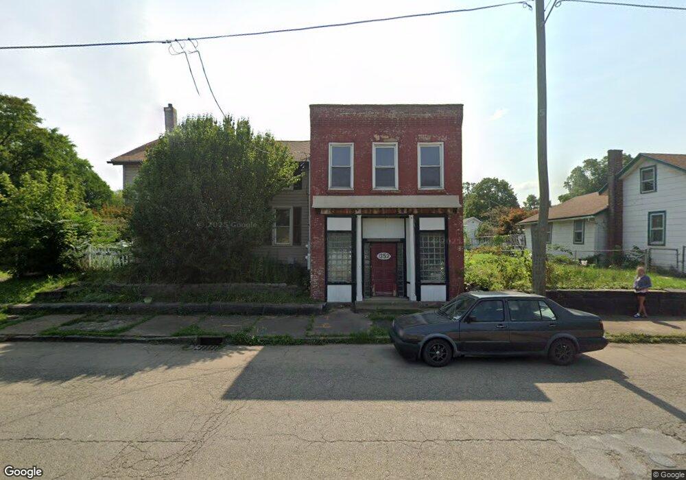 1350 Market Ave S, Canton, OH 44707 - photo 1