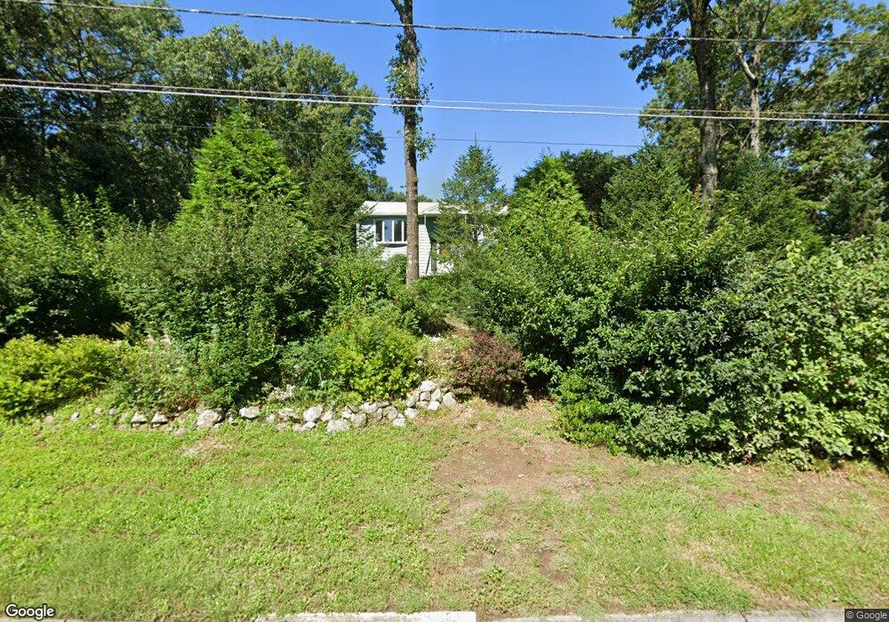 10 Regent Rd, Wrentham, MA 02093 - photo 1