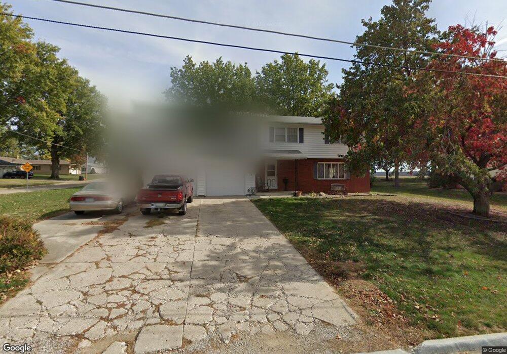 302 E 29th St S, Newton, IA 50208 - photo 1