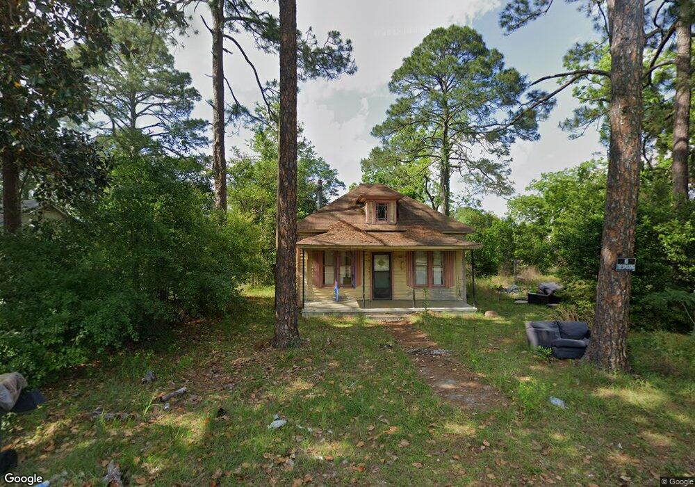 711 W Alapaha St, Fitzgerald, GA 31750 - photo 1