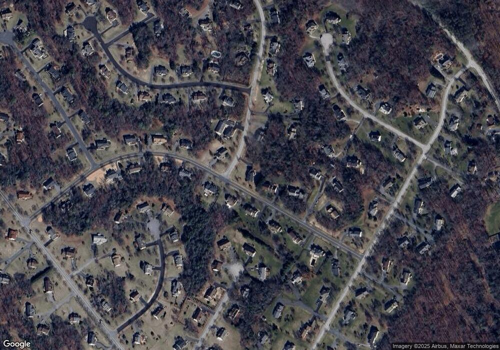 8122 Felbrigg Hall Rd, Glenn Dale, MD 20769 - photo 1