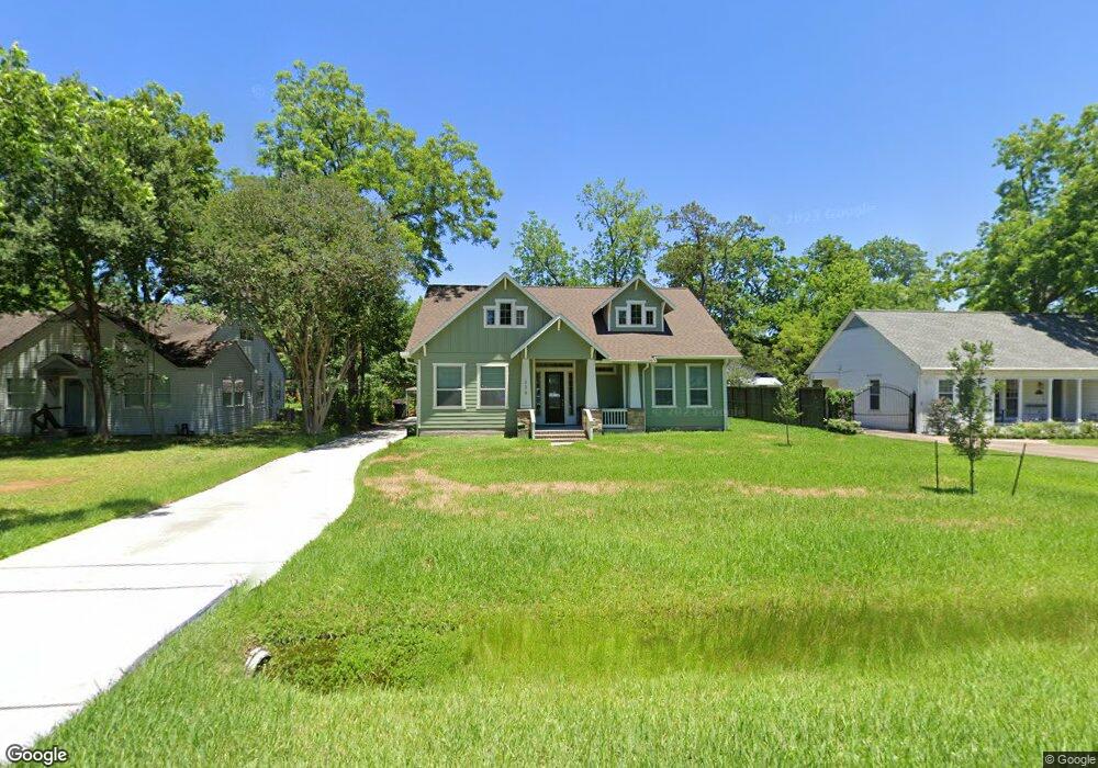 228 W 31st St, Houston, TX 77018 - photo 1