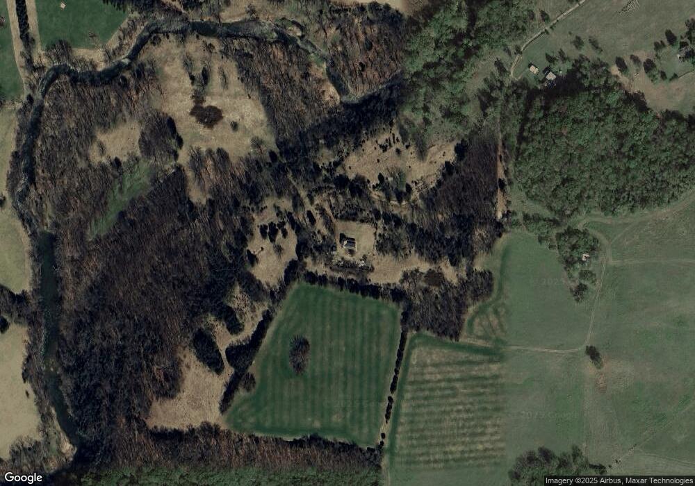 261 Red Hill Ln, Luray, VA 22835 - photo 1