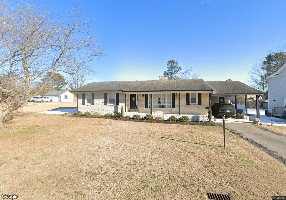 936 Gray St, Roanoke Rapids, NC 27870 - photo 1