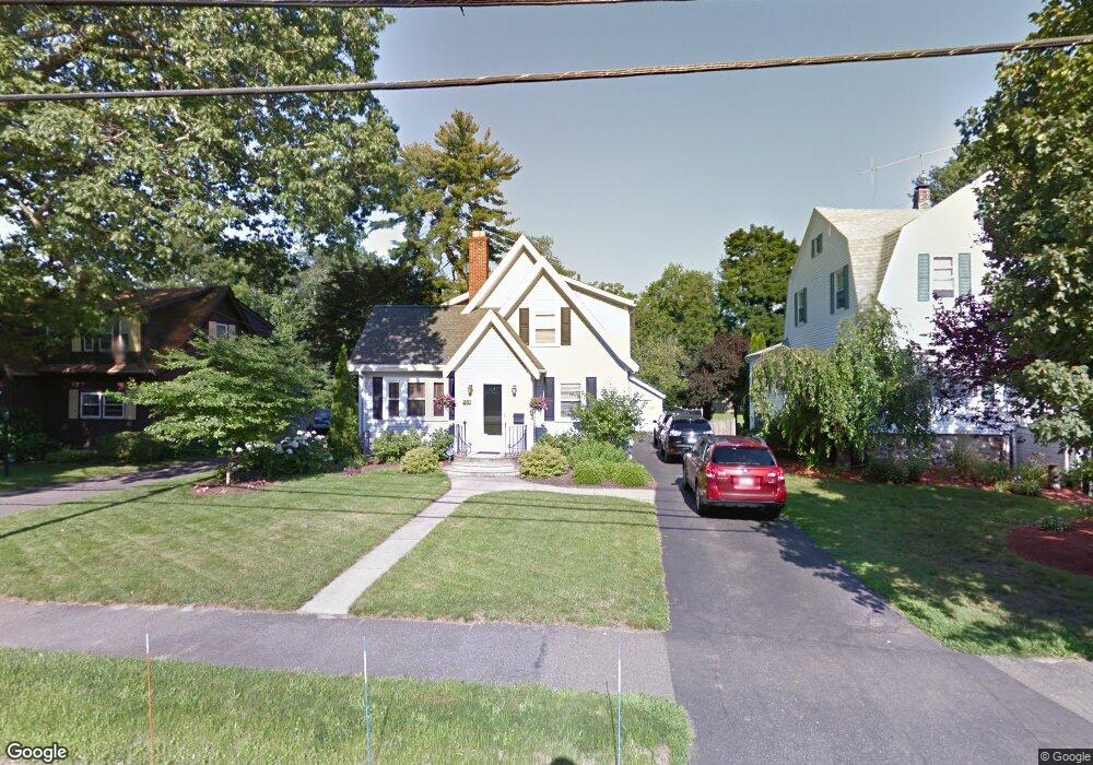 281 Warren St, Needham, MA 02492 - photo 1