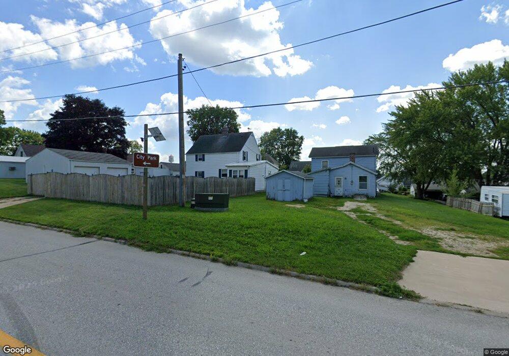 121 W Maple St, West Union, IA 52175 - photo 1