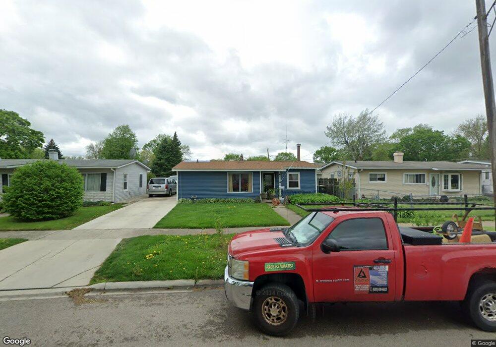 866 Taylor Ave, Aurora, IL 60506 - photo 1