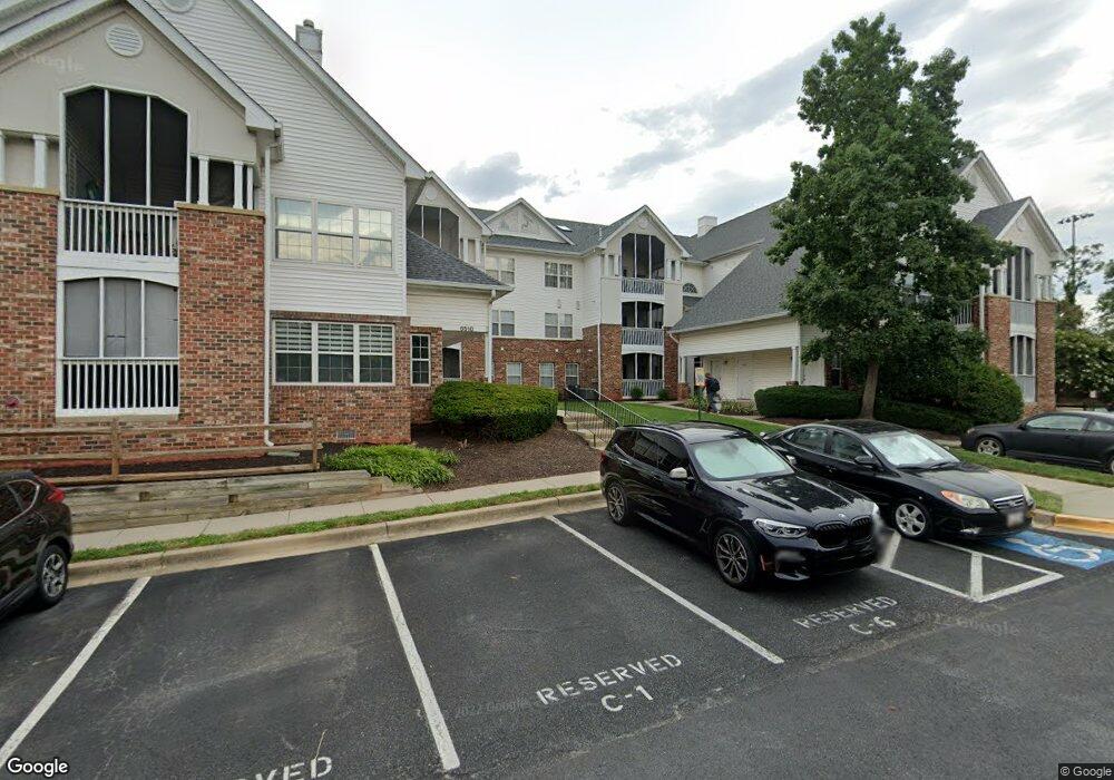 6510 Lake Park Dr unit 105, Greenbelt, MD 20770 - photo 1