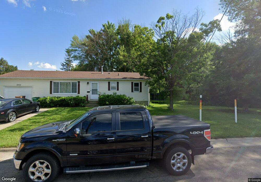 1907 Knoll Dr, Albert Lea, MN 56007 - photo 1