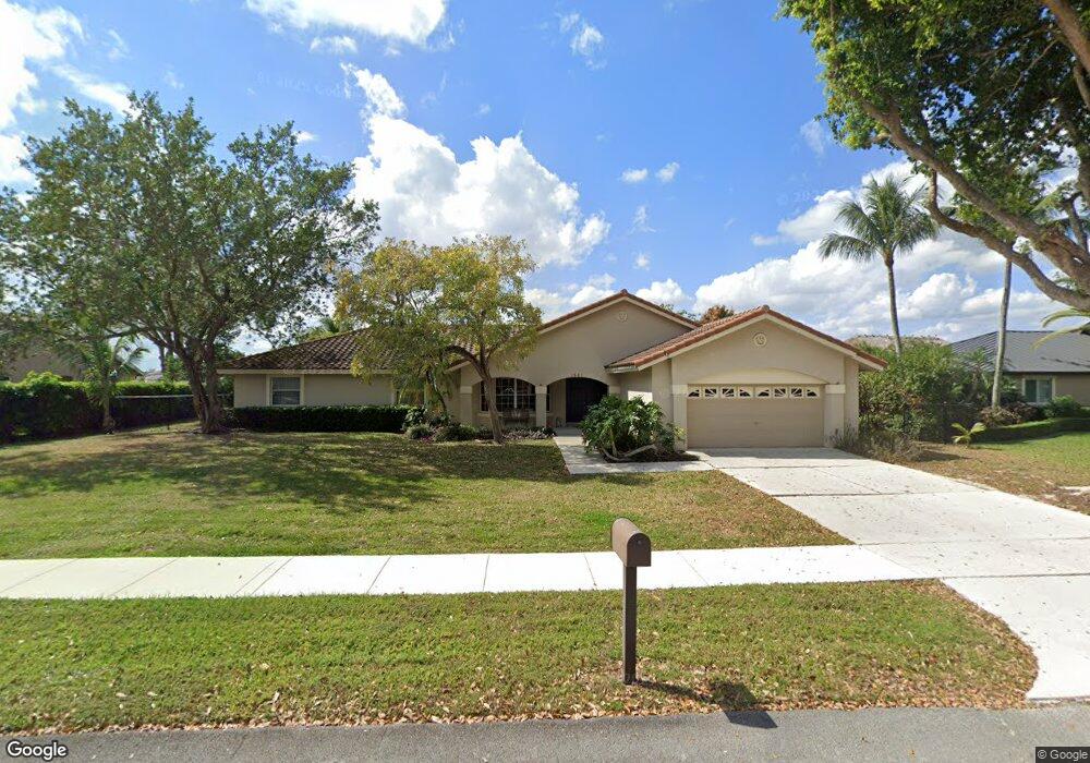 1861 SW 105th Ave, Davie, FL 33324 - photo 1