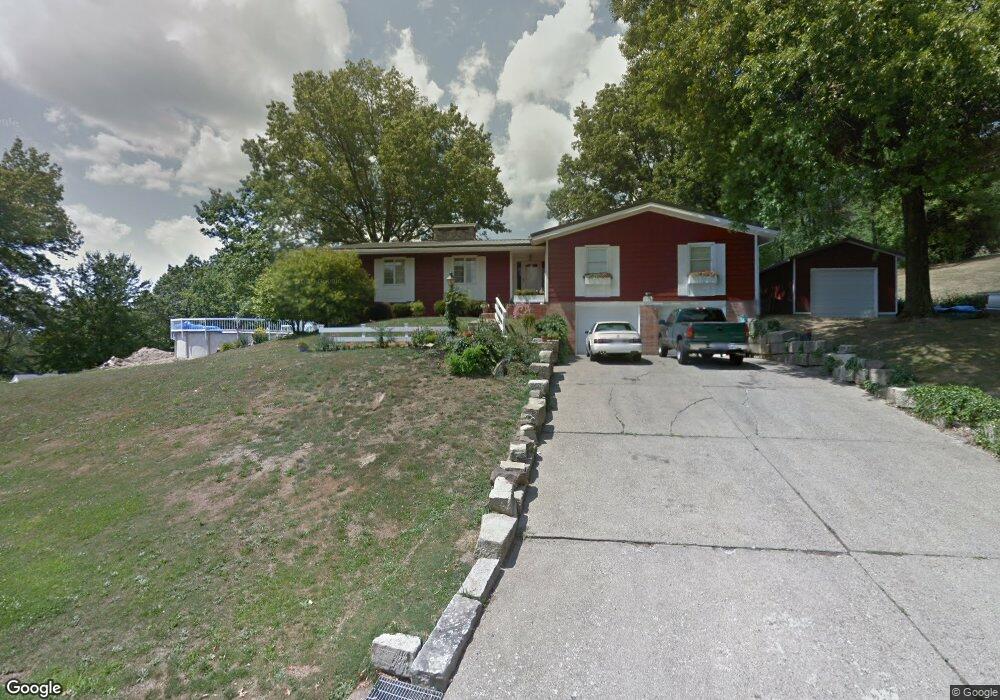 1904 Hillcrest Dr, Coshocton, OH 43812 - photo 1