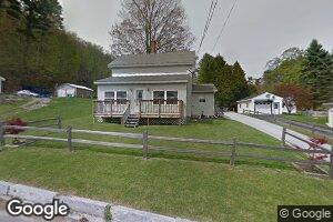 44 Cain St, Proctor, VT 05765