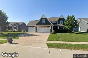 3535 Cobblestone Dr, Bettendorf, IA 52722