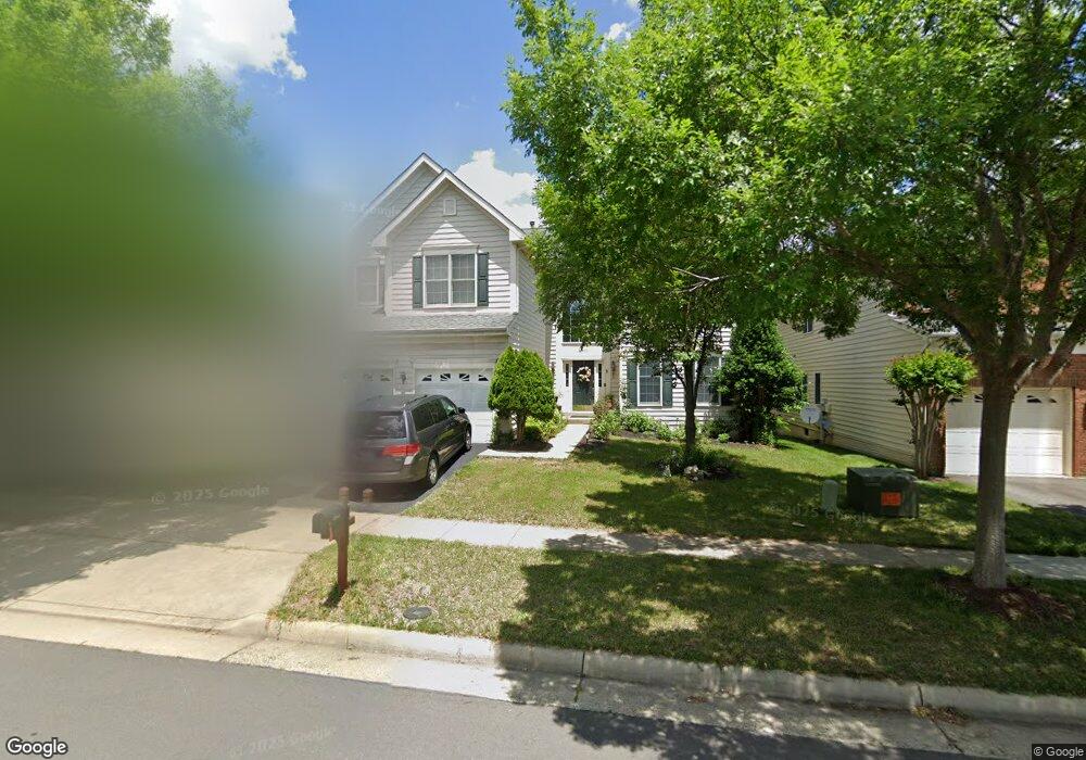 25826 Donegal Dr, Chantilly, VA 20152 - photo 1