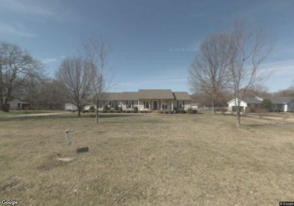 125 Cessna Ln, Shelbyville, TN 37160 - photo 1