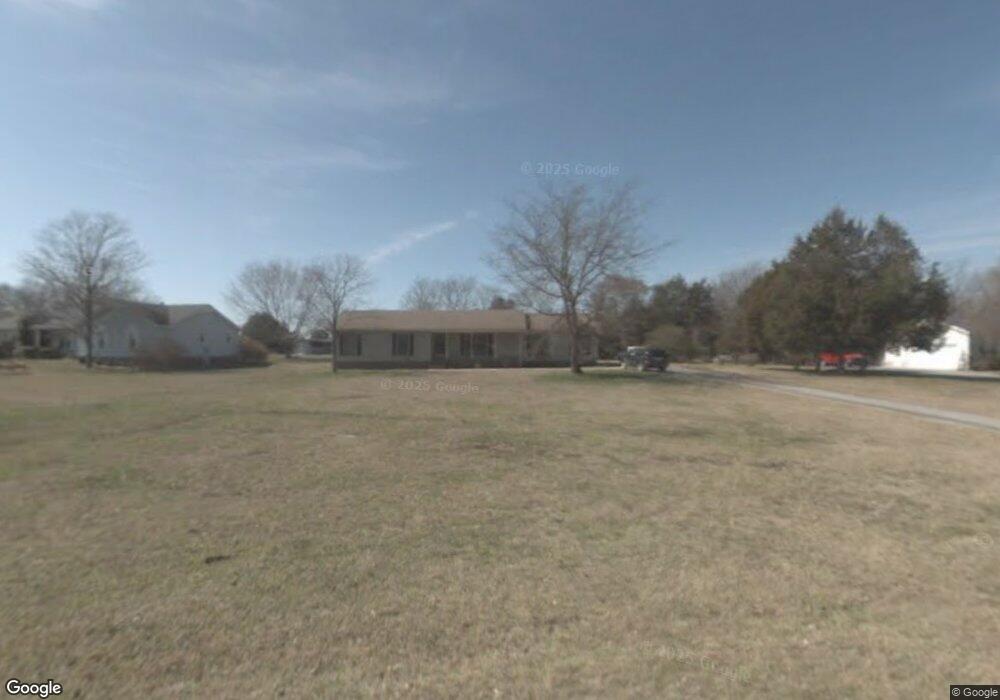 135 Cessna Ln, Shelbyville, TN 37160 - photo 1
