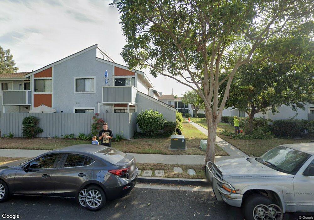 5126 Longfellow Way unit 25, Oxnard, CA 93033 - photo 1