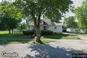 206 S Railroad St, Raymond, IL 62560