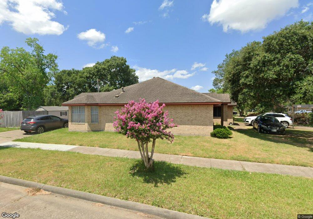 9762 Santa Monica Blvd, Houston, TX 77089 - photo 1