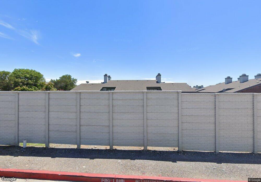 638 Bellaire Dr unit D, Hurst, TX 76053 - photo 1