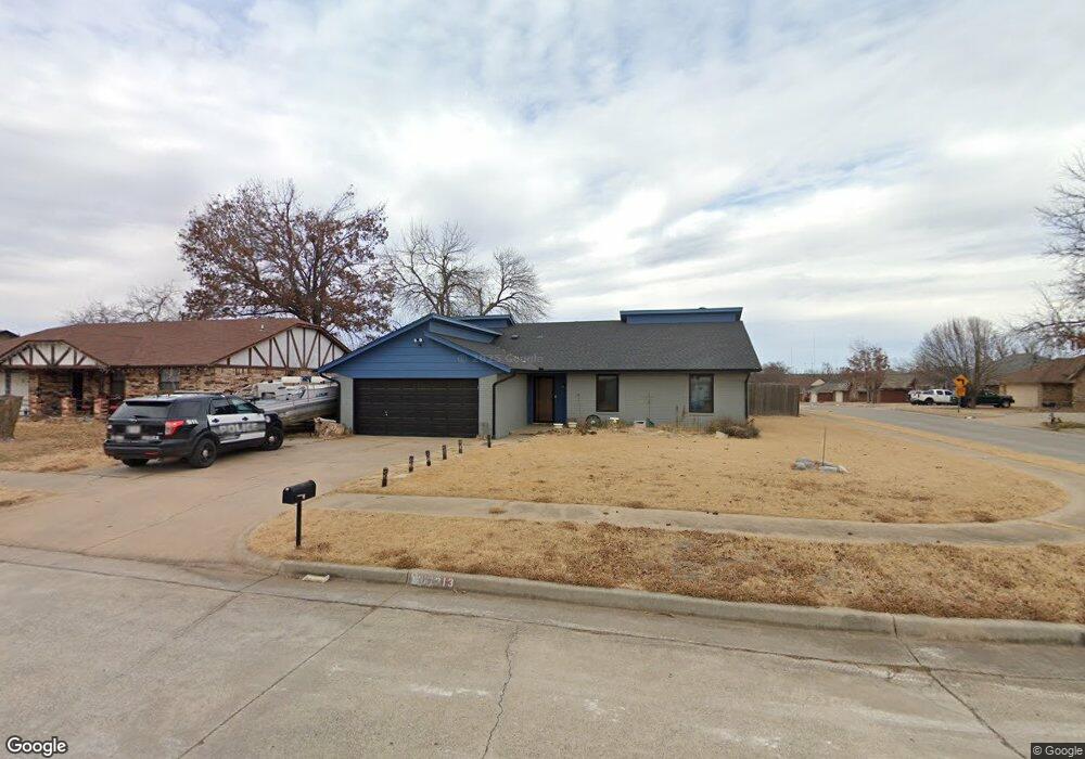 1213 NE 6th St, Moore, OK 73160 - photo 1