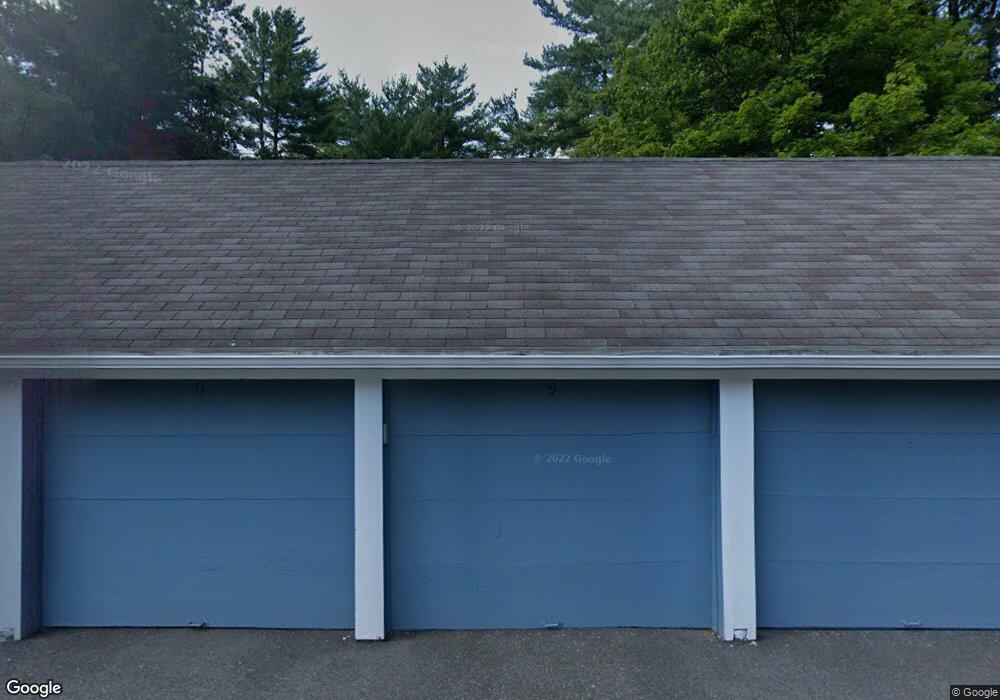 1 Pepperidge Ct, Simsbury, CT 06070 - photo 1