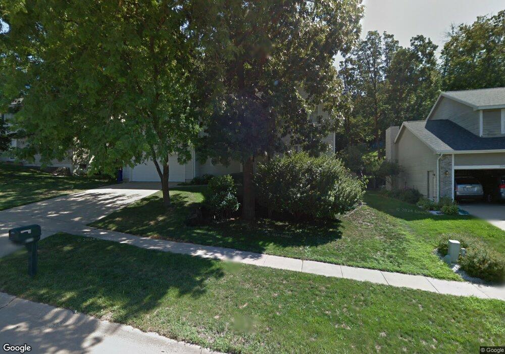 3800 Riverside Dr NE, Cedar Rapids, IA 52411 - photo 1