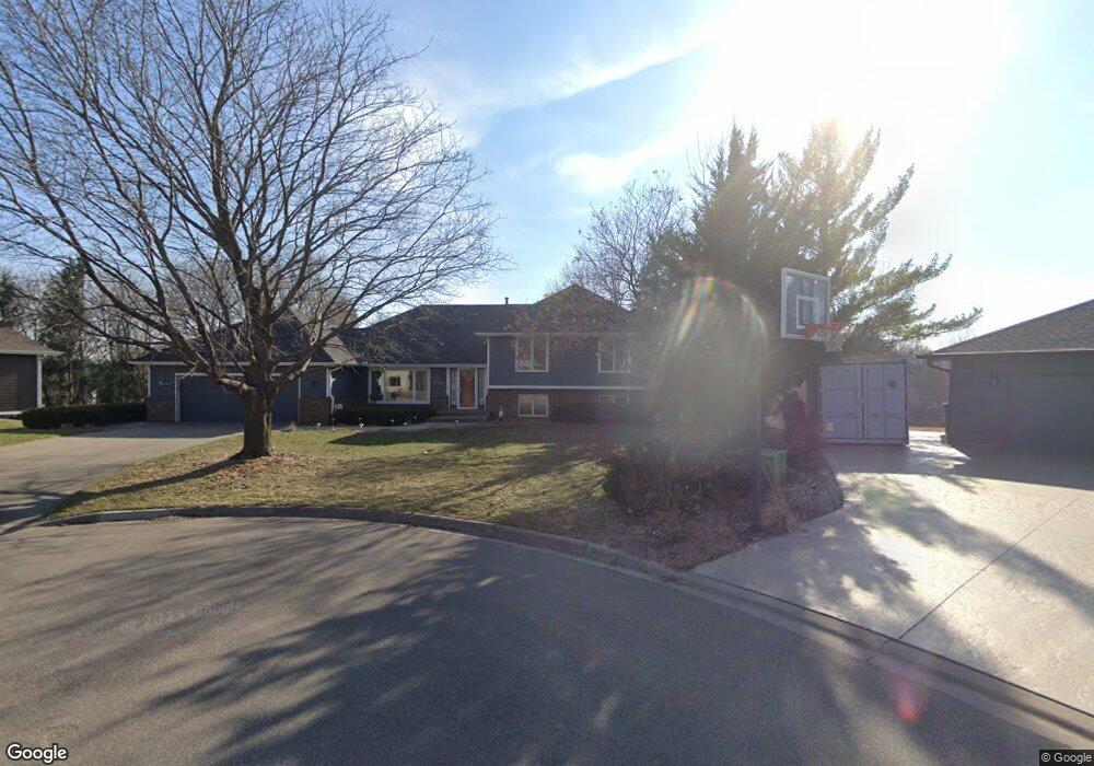 17131 Creek Ridge Pass, Minnetonka, MN 55345 - photo 1