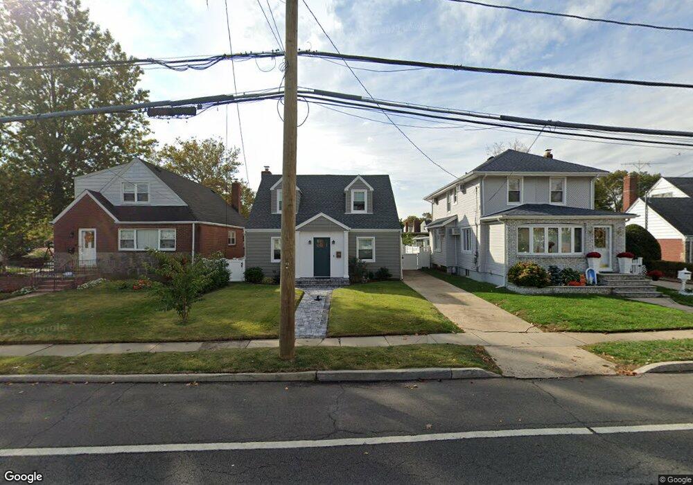 56 Stewart Ave, Garden City, NY 11530 - photo 1