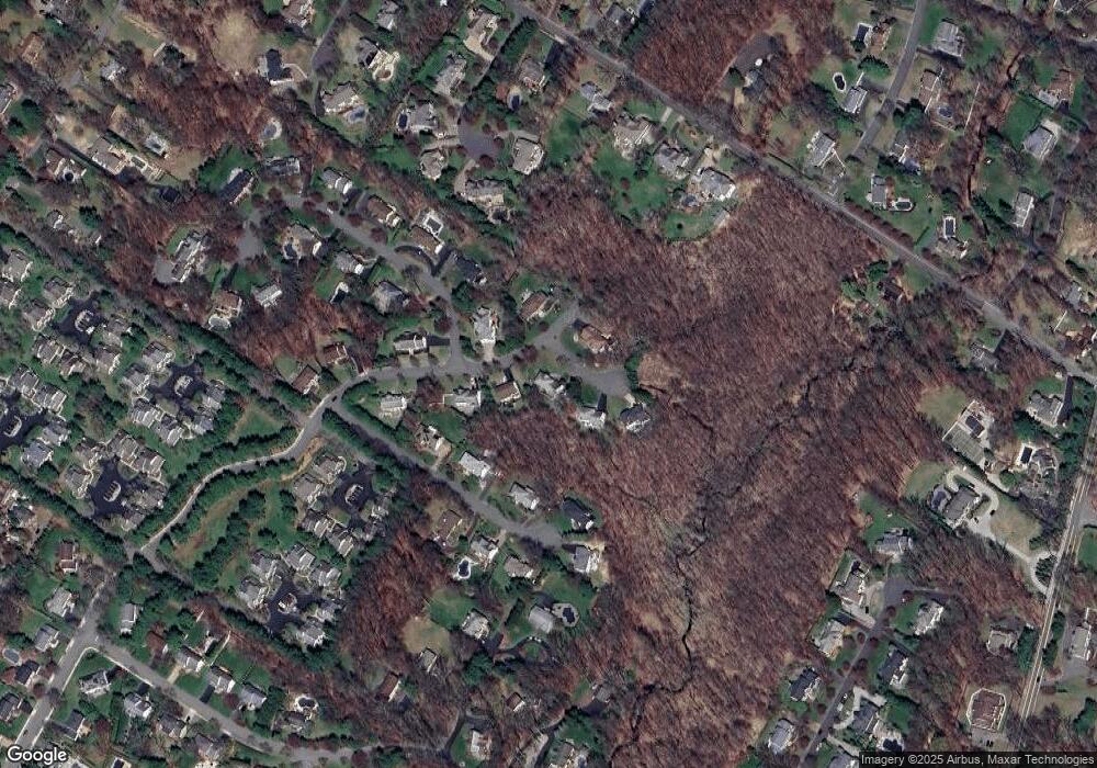 2 van Brookhaven Ct, Mahwah, NJ 07430 - photo 1