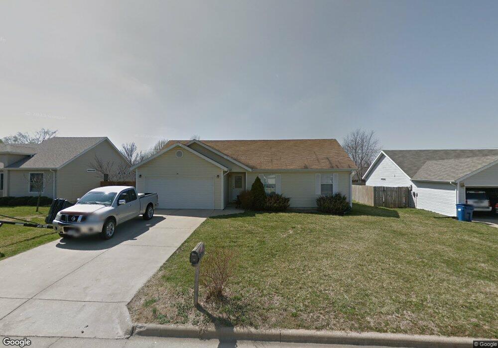 701 S Carriage Crossing, Nixa, MO 65714 - photo 1