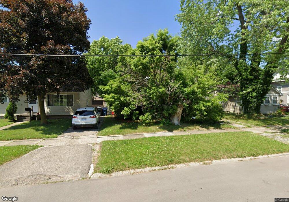 738 Ingleside Ave, Flint, MI 48507 - photo 1