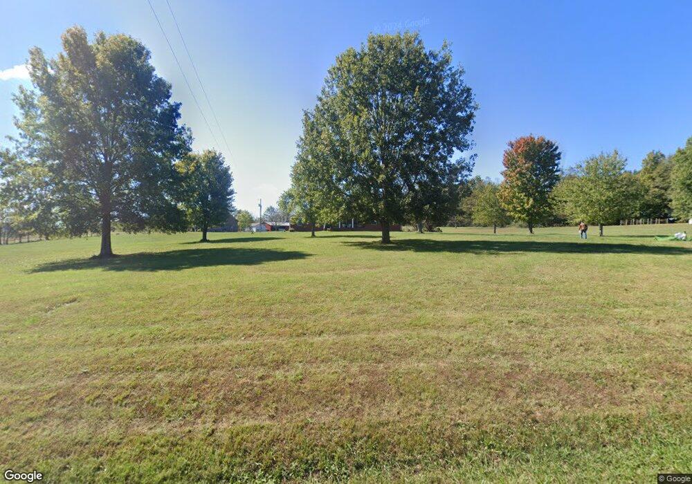 357 Robinson Rd, Shelbyville, TN 37160 - photo 1