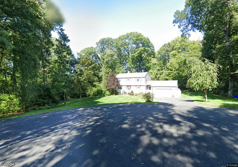 16 Hemlock Cir, Somers, CT 06071 - photo 1