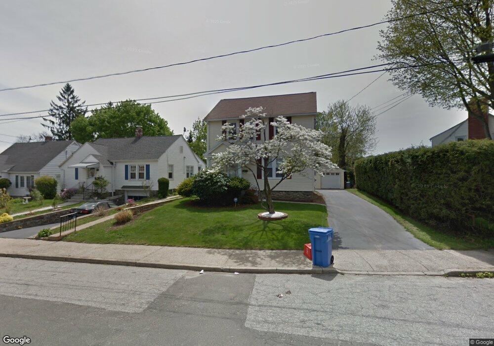 12 Hinsdale Ave, Waterbury, CT 06705 - photo 1